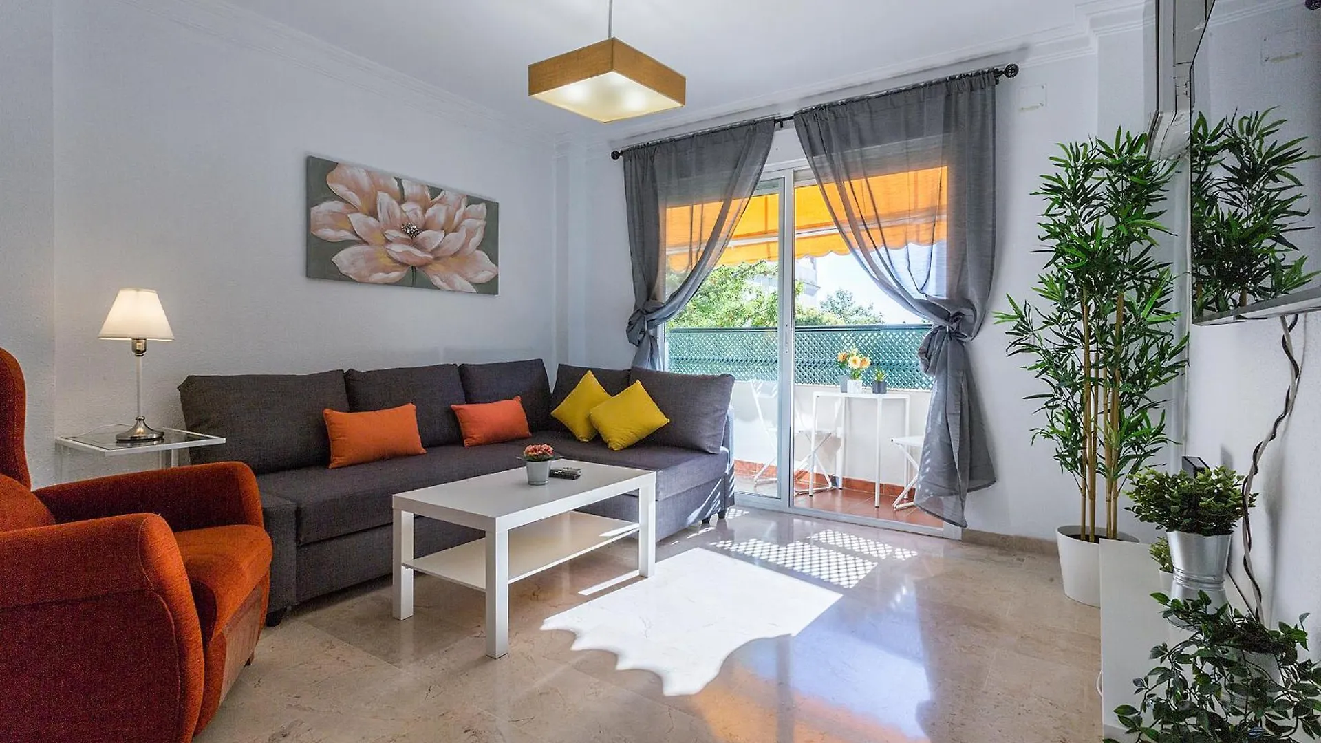 Amplio Y Luminoso 3 Rooms Parking جيريز
